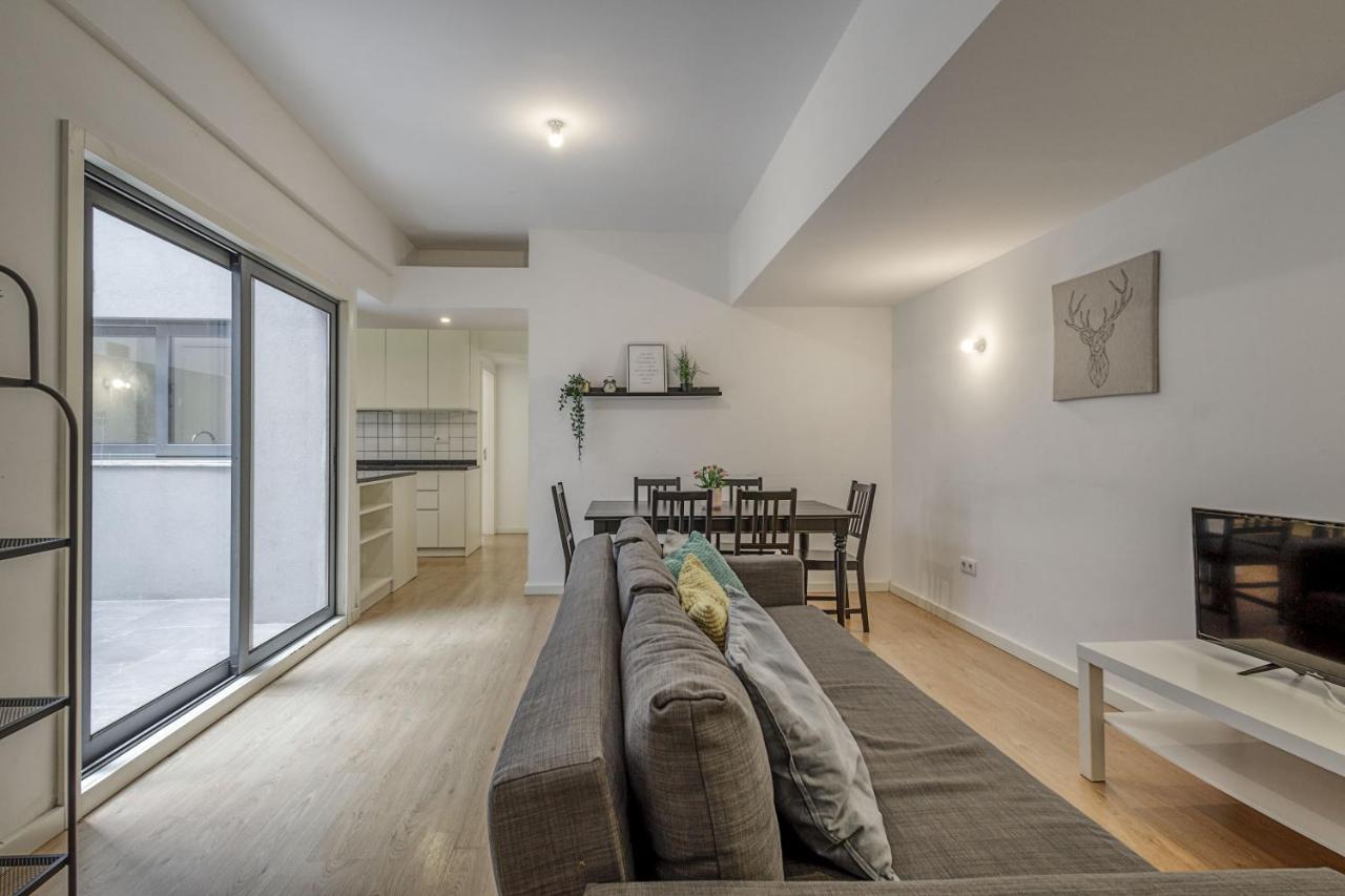 Travel And Live Apartments Porto Luaran gambar