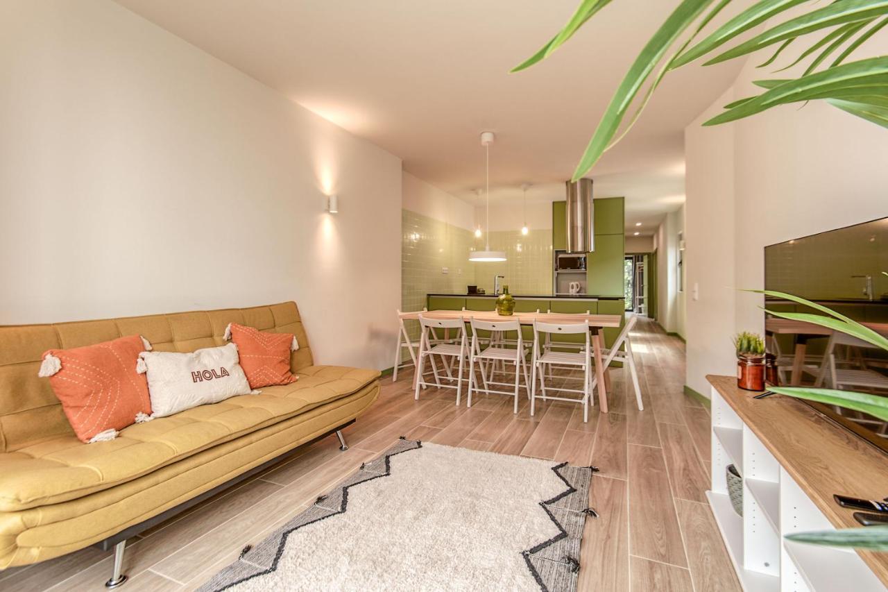Travel And Live Apartments Porto Luaran gambar