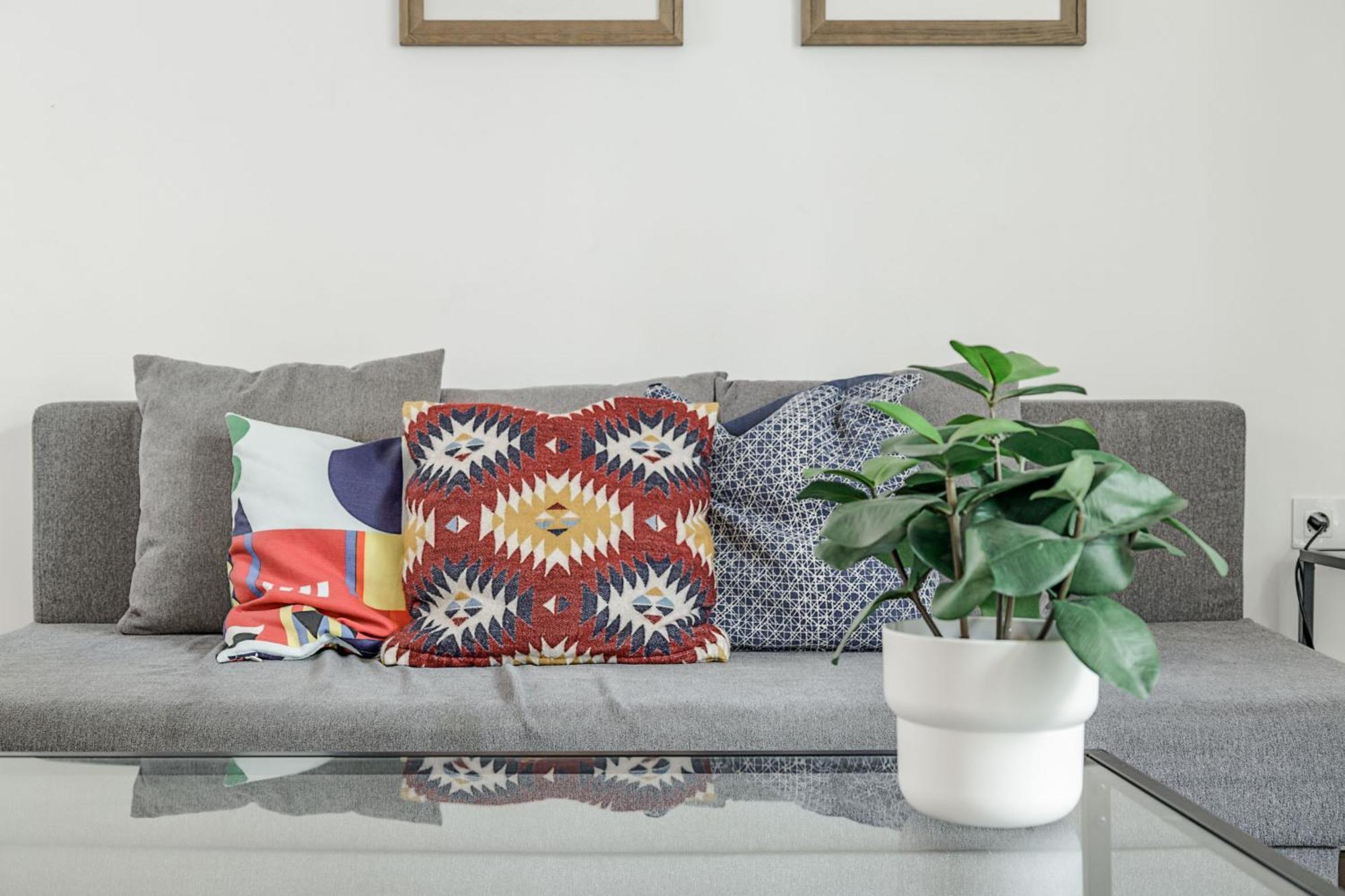 Travel And Live Apartments Porto Luaran gambar