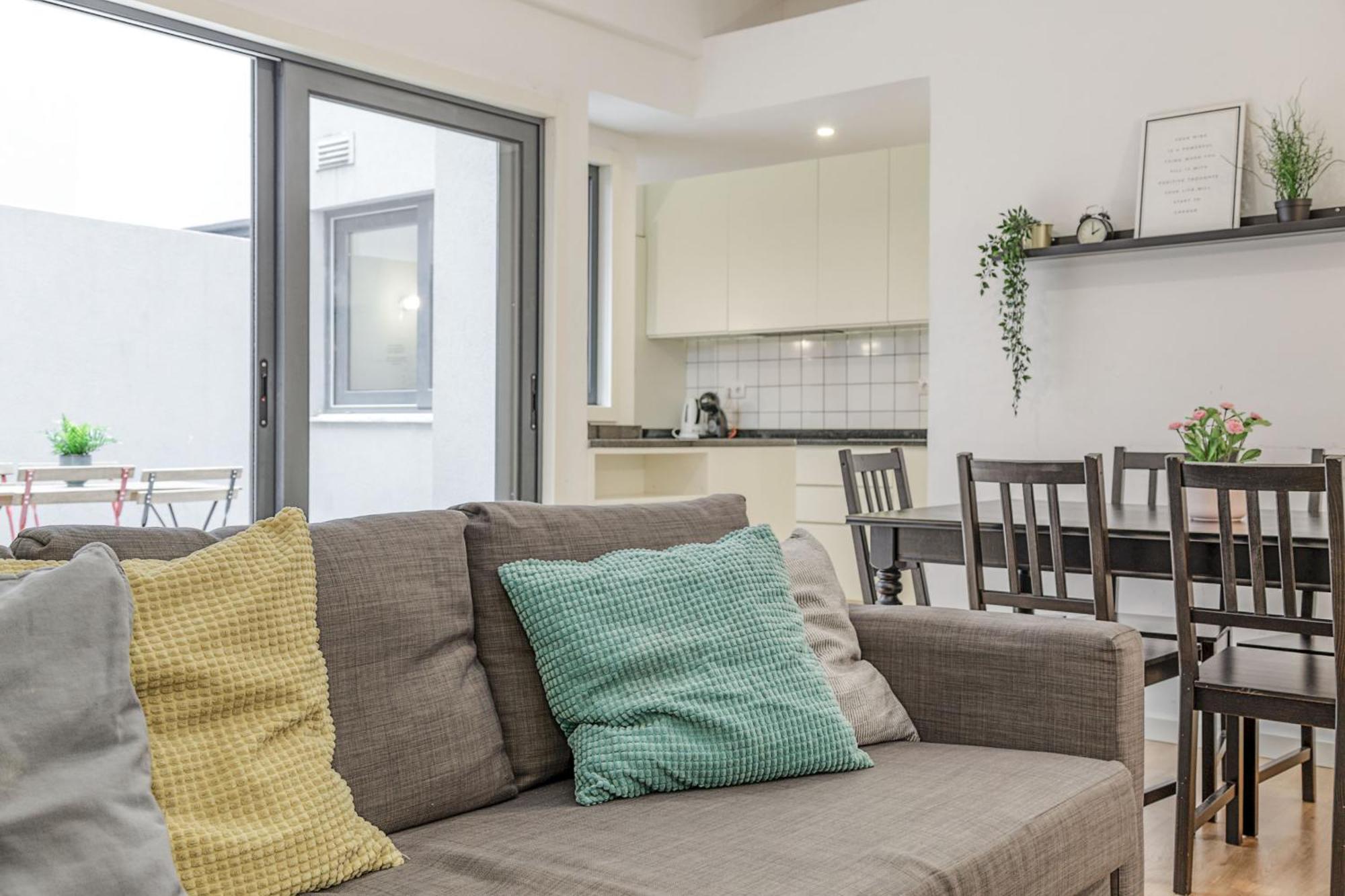 Travel And Live Apartments Porto Luaran gambar