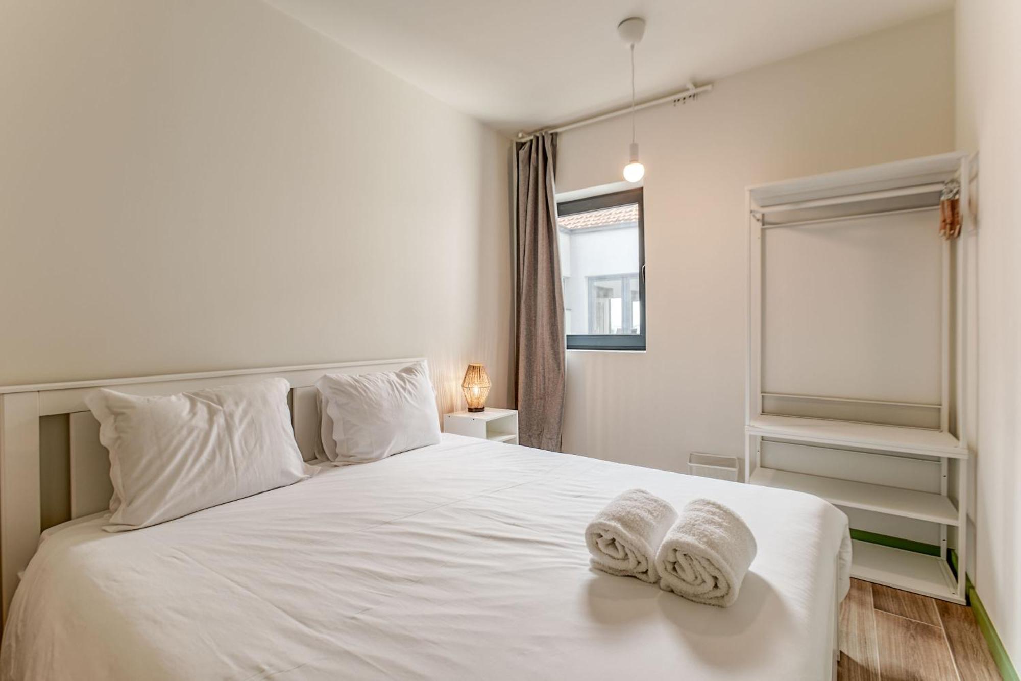 Travel And Live Apartments Porto Bilik gambar