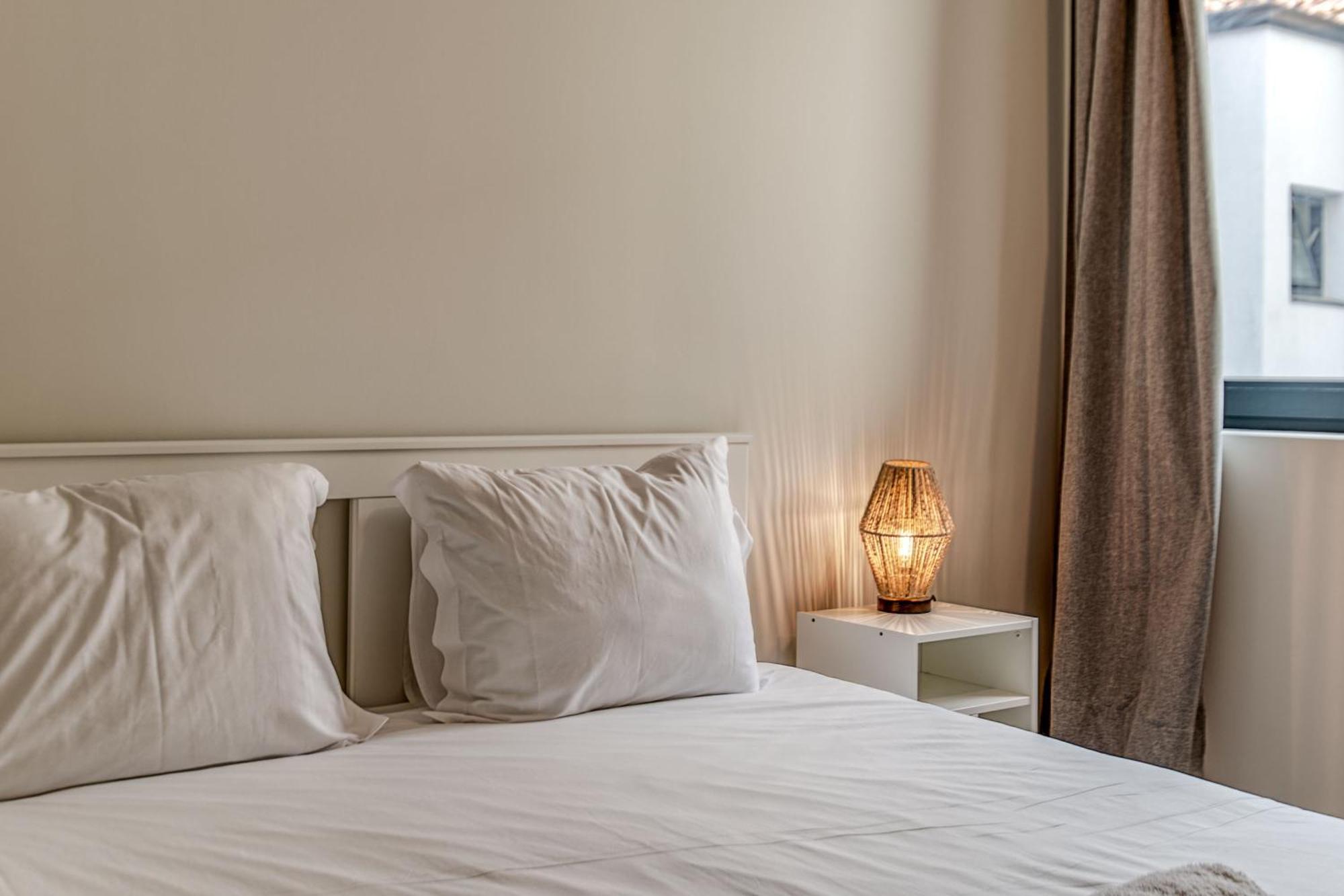 Travel And Live Apartments Porto Bilik gambar